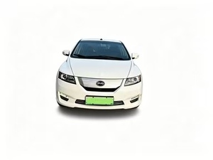 <span class=keywords><strong>BYD</strong></span> <span class=keywords><strong>E6</strong></span> 2017 400 Édition Elite Manuelle Turbo Cuir R17 Conduite à Gauche Caméra Toit Ouvrant Voiture d'Occasion à <span class=keywords><strong>Prix</strong></span> Ultra-Bas - Product Image 4