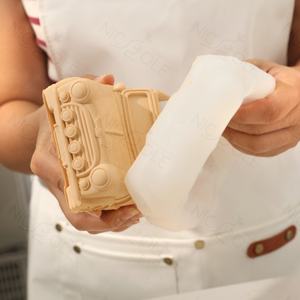 Moule en silicone <span class=keywords><strong>Nicole</strong></span> fait main en forme de voiture 3D pour béton et ciment, écologique, certifié CE, pour la fabrication de jardinières et le support artisanal décoratif - Product Image 5