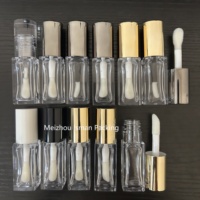 Tube de gloss à lèvres carré ISMAN 8 ml avec capuchon doré et blanc, grand applicateur, emballage vide pour gloss à lèvres, logo personnalisé de luxe, flacon rond en PET