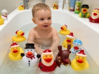 Jouet de bain pour bébé HONGBEI en PVC en forme de canard, calendrier de Noël, pulvérisation d'eau, pour les enfants de 0 à 7 ans, cadeau créatif