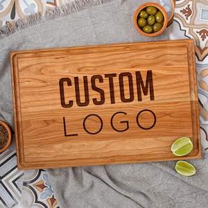 Tabla de cortar grabada en madera, tabla de cortar con logotipo personalizado, tablas de cortar divertidas personalizadas de madera con logotipo grabado láser - Product Image 1