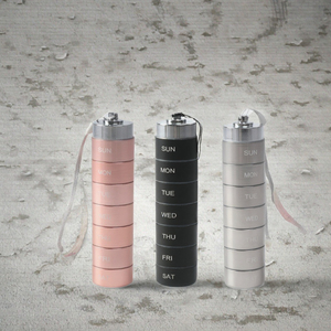 Gantungan Kunci tempat pil portabel, penyusun kotak pil mingguan aluminium dengan kompartemen yang dapat dilepas untuk obat vitamin - Product Image 2