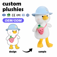 Peluche Canard Blanc Adorable avec Chapeau Marguerite et Sac Bandoulière Fraise, Animal en Peluche Doux, Cadeau d'Anniversaire pour Enfants, Décoration de Baby Shower, OEM