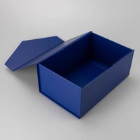 Boîte cadeau cosmétique en carton rigide magnétique de luxe personnalisée avec logo, emballage en papier couché pour les ensembles de beauté et la présentation en magasin