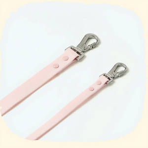 Correa de Lujo para Perros, Resistente al Agua, para Entrenamiento, Correr y Senderismo, con Recubrimiento de PVC y Nailon, Ganchos de Aleación de Zinc, Diseño Moderno con Liberación Rápida - Product Image 2