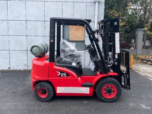 Nieuwe SNSC 5500 Lb <span class=keywords><strong>2</strong></span>,<span class=keywords><strong>5</strong></span> <span class=keywords><strong>Ton</strong></span> Dual (Benzine/Gas LP) Heftruck - Product Image 4