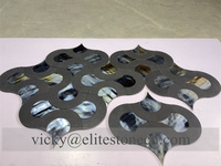 Mosaïque Arabesque Waterjet en marbre noir et verre irisé pour crédence de cuisine et mur de douche