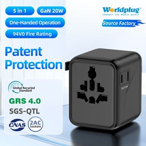 Worldplug Custom 20W Adaptador de enchufe múltiple de carga rápida Adaptador de enchufe de viaje universal portátil en todo el mundo con USB tipo C - Product Image 1