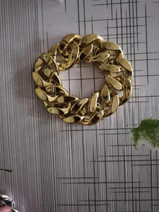 Cadena de eslabones cubanos de plástico chapada en oro con diseño de onda de agua, joyería de fiesta exagerada para hombre - Product Image 4