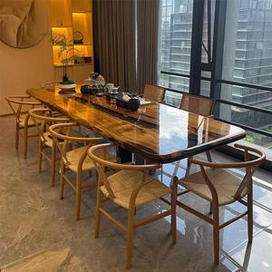 <span class=keywords><strong>Grande</strong></span> <span class=keywords><strong>table</strong></span> à manger moderne en <span class=keywords><strong>bois</strong></span> massif avec plateau en résine époxy, design imperméable et durable - Product Image 2
