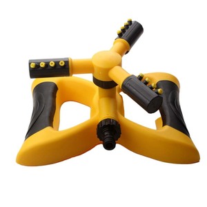 Three Pronged Tandem Sprinkler 360 Degree Automatic Rotating Garden Irrigation Plastic Sprinkler Head 1 In Diameter - Product Image 2
