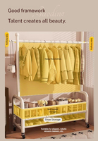 Porte-manteau moderne en acier au carbone noir mat avec étagères en maille pour salle de bain, entrée, cuisine, organisation des articles divers au quotidien