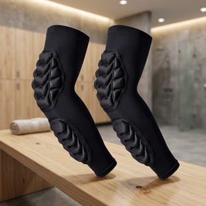 Genouillères de protection professionnelles unisexes KIVOTECH pour le basketball, en spandex, respirantes et fines, à enfiler - Product Image 3