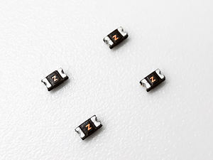 Fusibles réinitialisables PTC SMD0603R004SF pour automobile, fusible PPTC <span class=keywords><strong>POLYSWITCH</strong></span> - Product Image 4