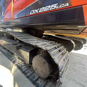 Excavatrice Doosan DX225LC 22T d'occasion avec moteur et pompe Isuzu pour les travaux de construction routière et minières - Product Image 3