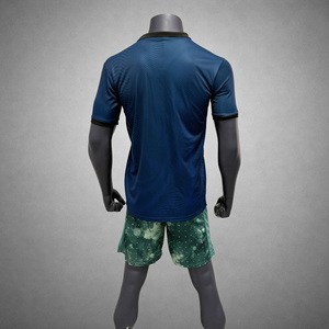 Maillot de football respirant à séchage rapide avec ventilation en maille, conception ergonomique performante pour un usage quotidien - Product Image 2