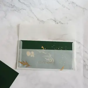 Modelo de cartão de convite de casamento, cartão de visita de design árabe chique com envelope de vellum transparente
