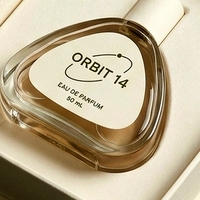 Boîte à parfum rigide de style livre blanc magnétique personnalisée, boîte fermée, présentation pour emballage cadeau de parfum