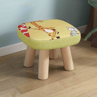 Tabouret bas multifonctionnel en bois massif et tissu rembourré, idéal comme banc à chaussures, table basse ou chaise d'appoint pour entrée et salon