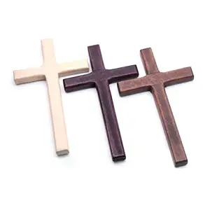 Grosir gereja suci kenyamanan sederhana kayu salib dekorasi tangan memegang Kristen kayu salib kerajinan hadiah agama