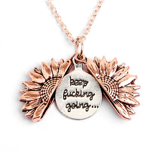 Nuevo collar negro con letras grabadas de girasol y flor de aleación, estilo europeo y americano, venta al por mayor transfronteriza - Product Image 2