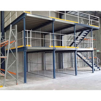 Système de mezzanine à rayonnages à palettes intégrés, plateforme de rayonnage de stockage robuste avec escaliers et passerelle