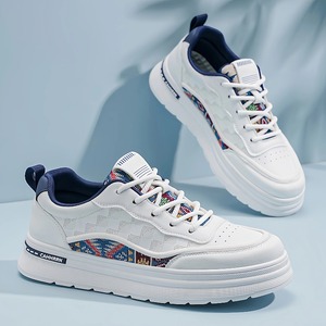 Chaussures de sport pour hommes, légères, style décontracté pour la marche, semelles épaisses, et chaussures de skateboard - Product Image 1