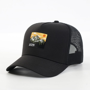 หมวกกีฬาคุณภาพสูงแบบ unisex สีดำ ตาข่ายสไตล์ Trucker พร้อมปักลายตามสั่ง ขายส่งสำหรับกิจกรรมปีนเขาและขี่จักรยานสุดเท่ - Product Image 1
