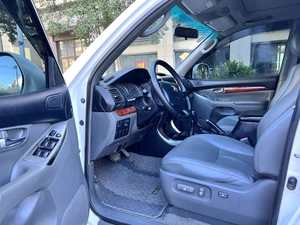 Toyota <span class=keywords><strong>Prado</strong></span> <span class=keywords><strong>GX</strong></span> d'occasion : <span class=keywords><strong>2005</strong></span> 4.0L V6, Véhicule tout-terrain classique de luxe - Product Image 5