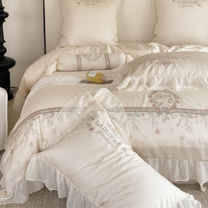 Été 100% lyocell fibre broderie <span class=keywords><strong>fleurs</strong></span> or <span class=keywords><strong>housse</strong></span> de <span class=keywords><strong>couette</strong></span> king size ensemble de literie textile maison - Product Image 3