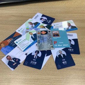 นามบัตรพลาสติกพีวีซีแบบกำหนดเองทั้งด้านหน้าและด้านหลังและการพิมพ์สีเต็มรูปแบบ - Product Image 3