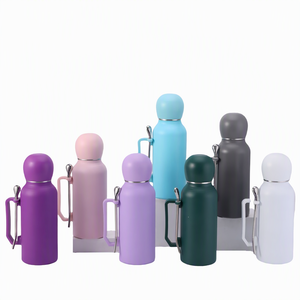 Bouteille isotherme grande capacité 1300 ml en acier inoxydable 304 avec poignée et paille, portable pour l'extérieur, vente en gros - Product Image 6