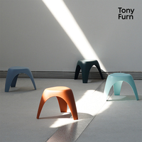 Tabouret Ottoman Moderne Écologique en Plastique pour la Décoration Intérieure dans les Petits Espaces : Salon, Chambre, Salle de Bain, Cuisine, Hôtel, Salle à Manger