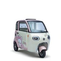 Tricycle électrique léger et fermé pour la mobilité des seniors et les trajets urbains de courte distance