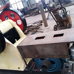 Concasseur à mâchoires diesel de petite taille pour l'exploitation minière et le concassage de roches en carrière - Product Image 6