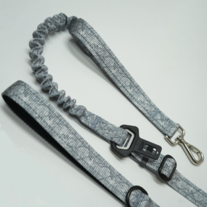 สายจูงสัตว์เลี้ยงขนาดเล็กอเนกประสงค์ รักษาสิ่งแวดล้อม ดูดซับแรงกระแทก พร้อมคลิปหนีบเข็มขัดนิรภัยในรถยนต์ ทำจากไนลอนแข็งแรง - Product Image 2