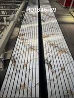 Panel Plastik PVC Ringan Grosir dengan Engsel untuk Pemasangan Plafon Tahan Air yang Sederhana dan Praktis.