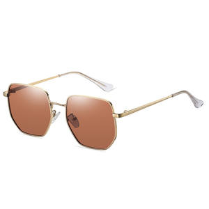 Gafas de <span class=keywords><strong>Sol</strong></span> con Lentes Polarizadas para Hombre, Diseño de Marca de Lujo, Modernas 2026, Montura Metálica Cuadrada, Protección UV - Product Image 5