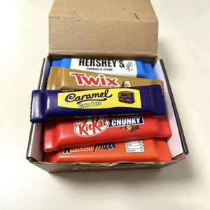 Barra de <span class=keywords><strong>Chocolate</strong></span> con Galleta y Caramelo <span class=keywords><strong>Twix</strong></span> <span class=keywords><strong>Mini</strong></span>, Imitación de 500g, Snack Relleno y Cubierto Similar a Snickers, Diversión para Comer y Jugar - Product Image 2