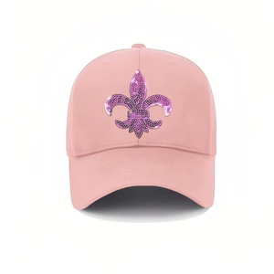 Gorra de béisbol con parche de flor de lis rosa - Product Image 2