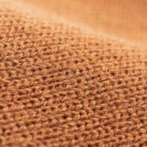 Bonnets en tricot de nylon durables personnalisés pour l'hiver - Couvre-chefs personnalisés en gros pour temps froid et protection auditive chaude - Product Image 3