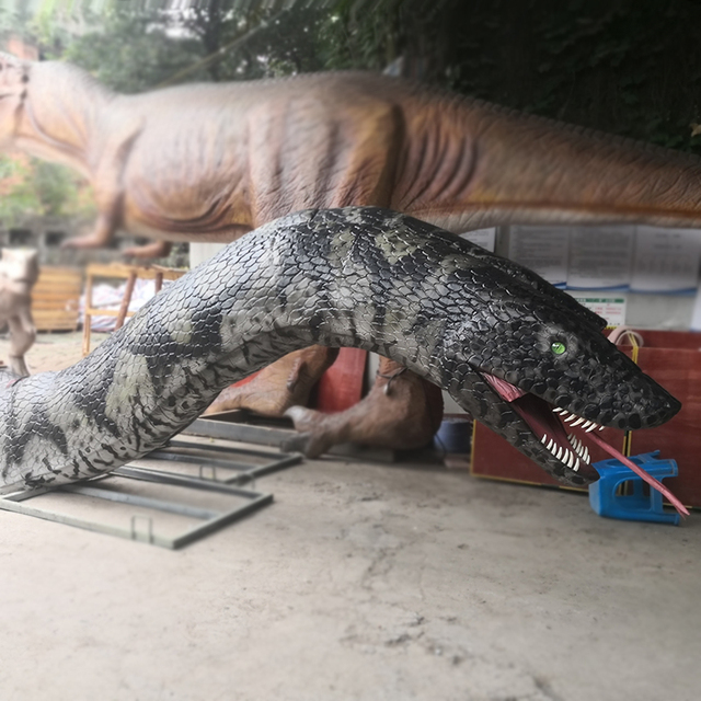 Artificial Mechanical Life Size Animatronic Snake Animal Infrared Start / Remote Control / Coin Box / Button/ Swiping Card 1-50m