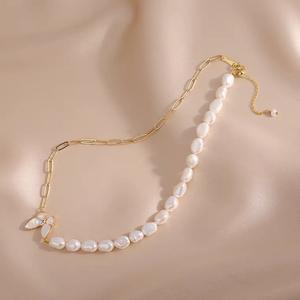 Collar de Perlas de Agua Dulce Barrocas Naturales con Diseño de Mariposa para Mujer, Estilo Lujoso y Moderno, Cadena de Clavícula con Cuentas Finas - Product Image 3