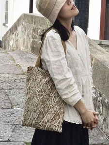 Sac à Bandoulière Artistique Fait Maison Original Yakawa Ming Style Symphony en Toile de Grande Capacité pour Femmes pour Sports et Divertissement - Product Image 3