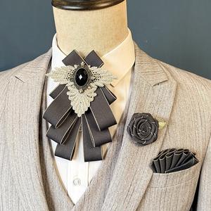 ชุดผ้าพันคอผูกโบว์ ผ้าเช็ดหน้า และผ้าพันคอสี่เหลี่ยมสำหรับผู้ชายสไตล์อังกฤษ เห<span class=keywords><strong>มา</strong></span>ะสำหรับงานแต่งงาน การแสดง งานเลี้ยงเจ้าบ่าว พร้อมดอกไม้ประดับปกเสื้อและเนคไท อุปกรณ์เสริมสำหรับผู้ชาย - Product Image 6