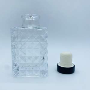 Frascos Difusores de Vidrio Cuadrados Transparentes de 100 ml con Logotipo Personalizado, Recipientes para Aceites Esenciales con Tapa de Corcho, Repuesto para Difusor de Varillas - Product Image 3