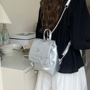 Mochila Estilo Ballet con Lazo para Mujer, Correa de Cadena Rosa, Ligera, para Uso Diario, Verano 2024 - Product Image 4