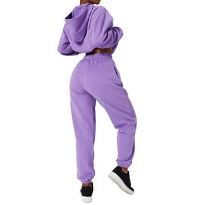 Ensemble de sweat-shirt pour femmes avec pantalon de jogging - Sweat-shirt et pantalon de survêtement de poids moyen, ensemble personnalisé, coupe ample pour femmes - Product Image 5