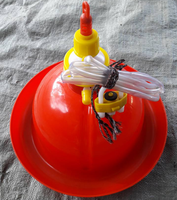 ZZ LM68 mangeoires et abreuvoirs automatiques pour poulets de chair à cloche équipement d'élevage abreuvoir automatique pour poulets de volaille