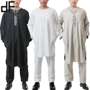 Großhandel Kleidung Dubai Jubba Arab Saudi Islamic Männer Thobe Anzüge Kurti Pakistan Nahost Muslim Gebets roben für Männer